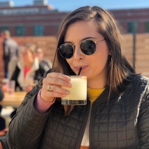 Meet your Posher, Emily